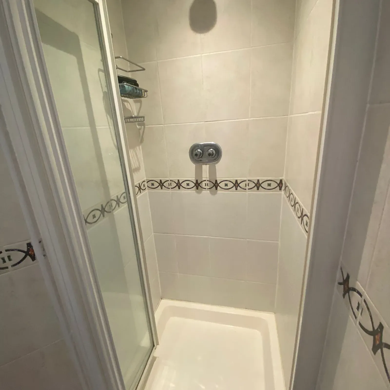 Room in Dublin 16, Dundrum - Image 2