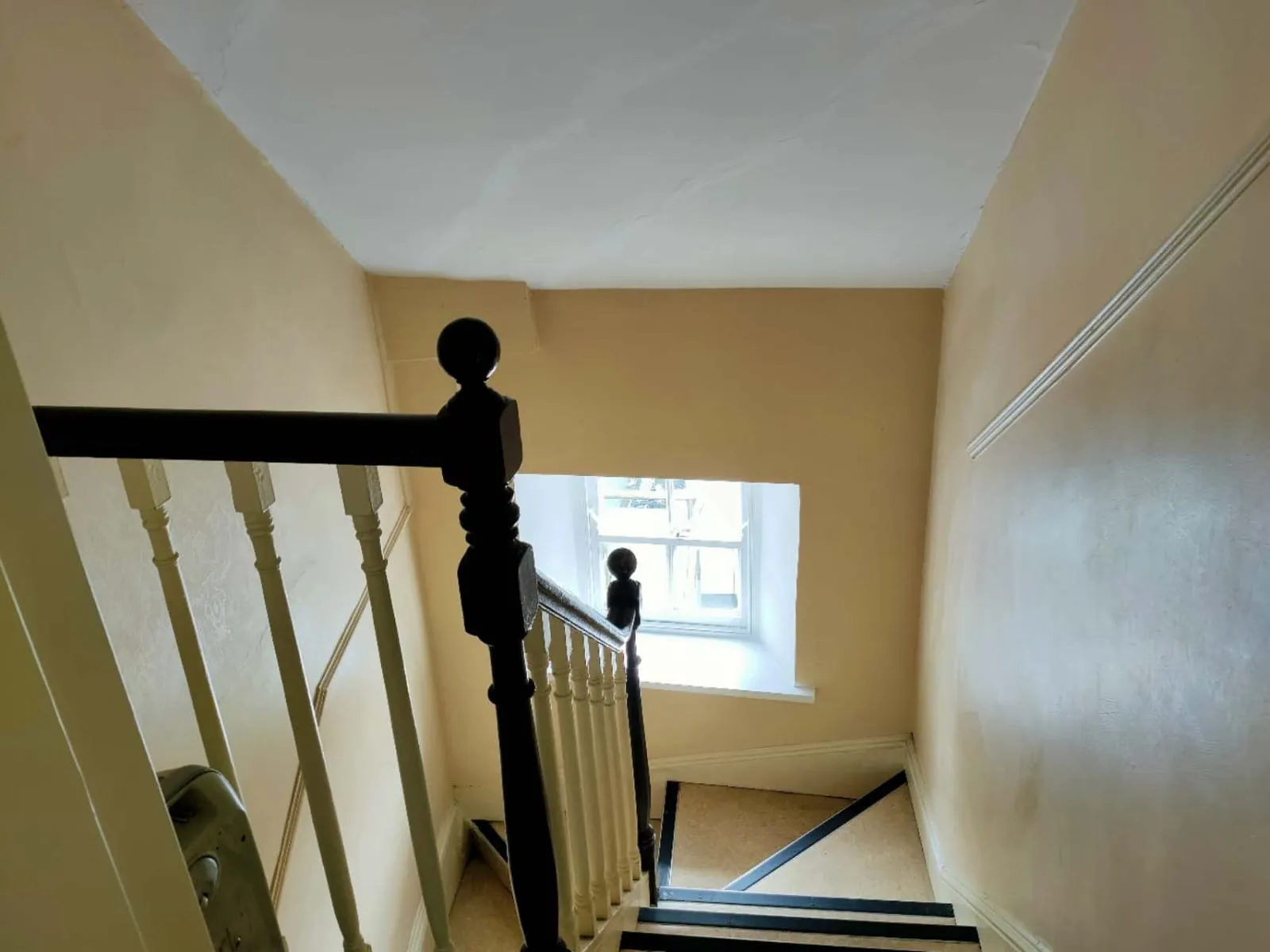 Entire in Cork, Ballygarvan - Image 3