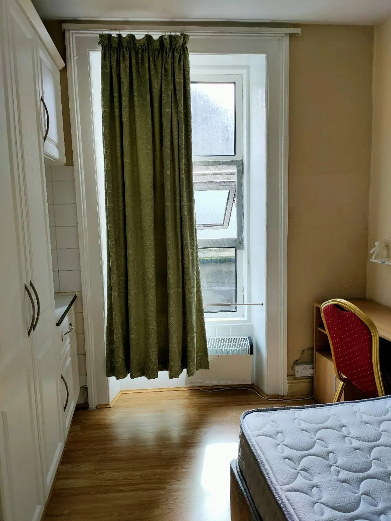 Entire in Cork, Ballygarvan - Image 5