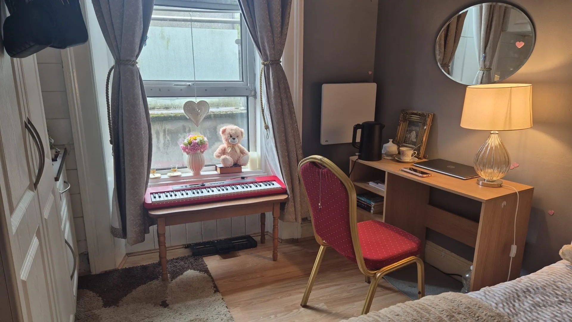 Entire in Cork, Ballygarvan - Image 2