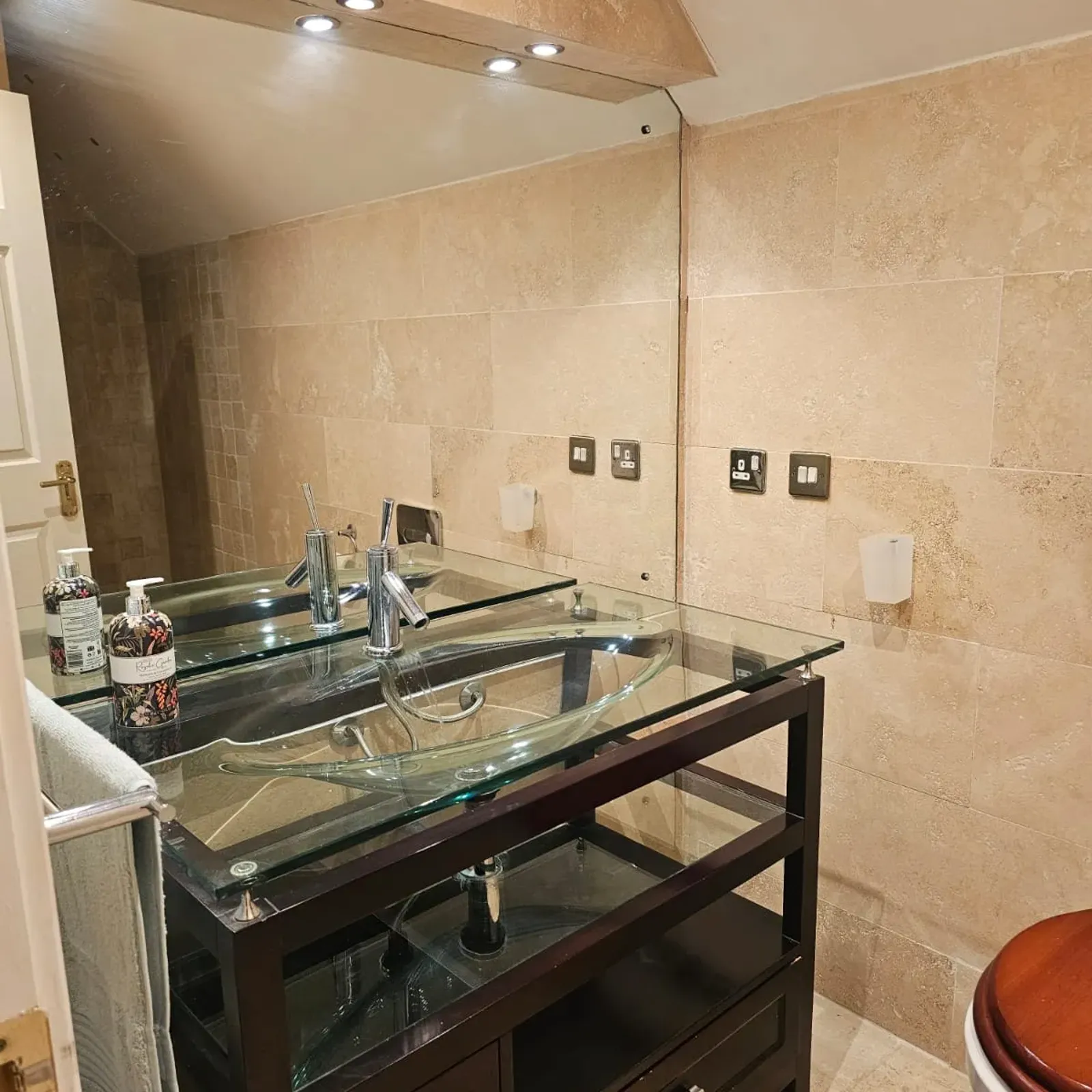 Room in Bailys, Navan - Image 2